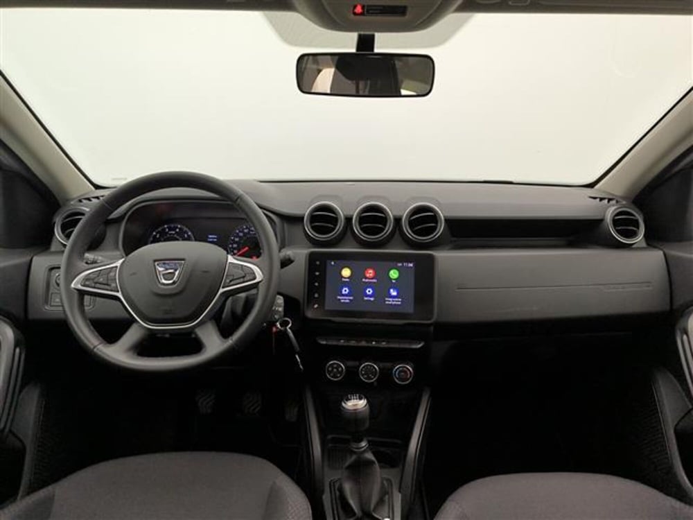Dacia Duster usata a Milano (13)