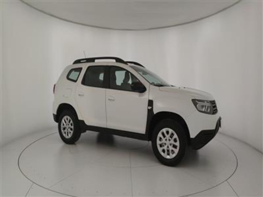 Dacia Duster usata a Bari (10)