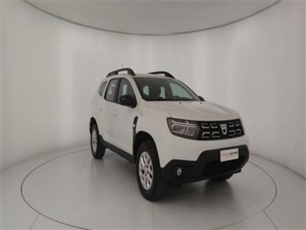 Dacia Duster usata a Bari (11)