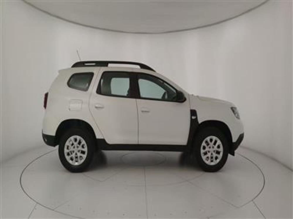 Dacia Duster usata a Bari (9)