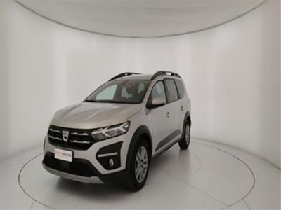 Dacia Jogger Jogger 1.0 TCe GPL 100 CV 7 posti Comfort del 2022 usata a Bari
