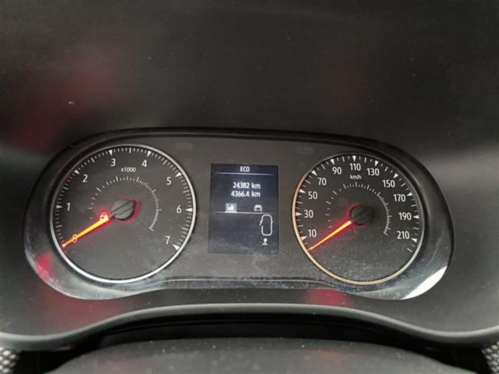 Dacia Sandero usata a Milano (10)