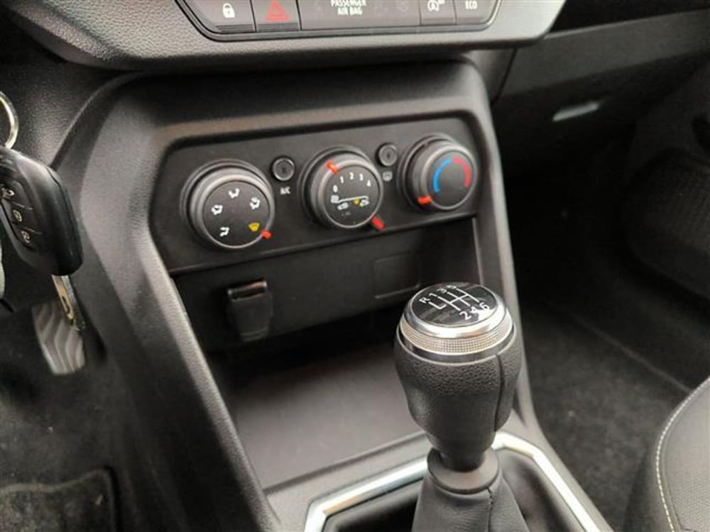 Dacia Sandero usata a Milano (11)