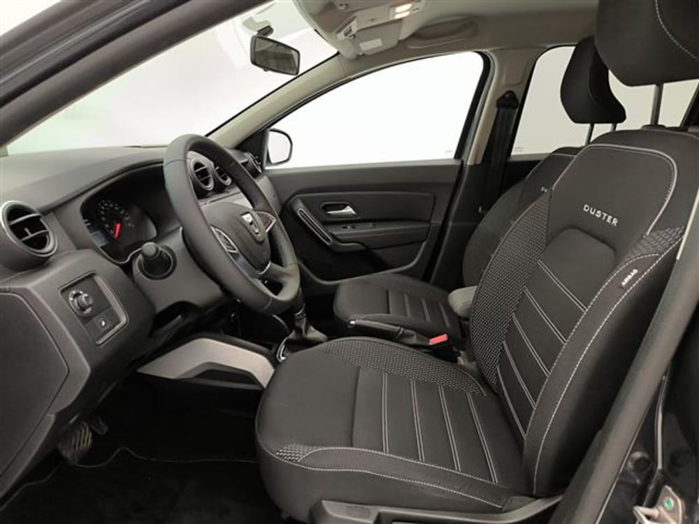 Dacia Duster usata a Milano (8)