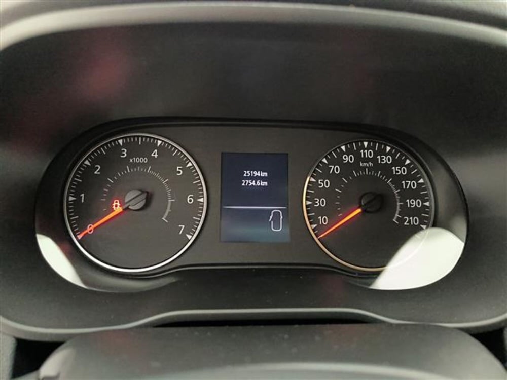 Dacia Duster usata a Milano (9)