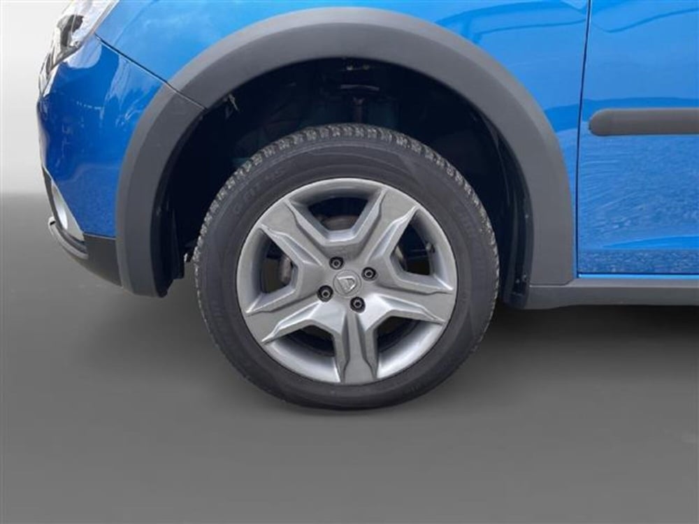 Dacia Sandero usata a Torino (10)