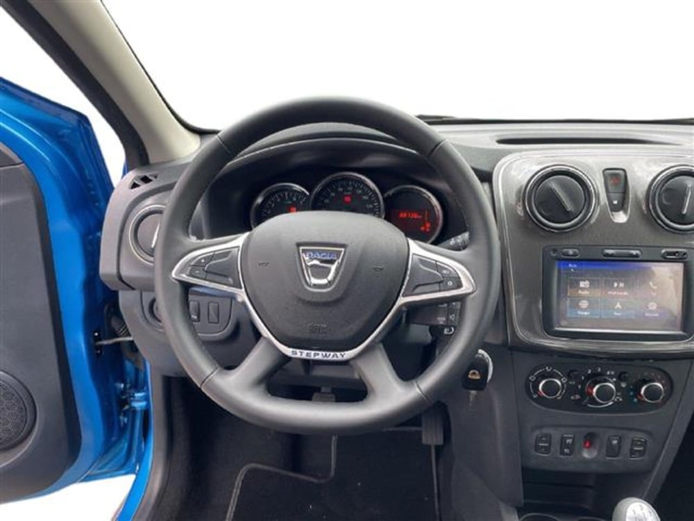 Dacia Sandero usata a Torino (14)