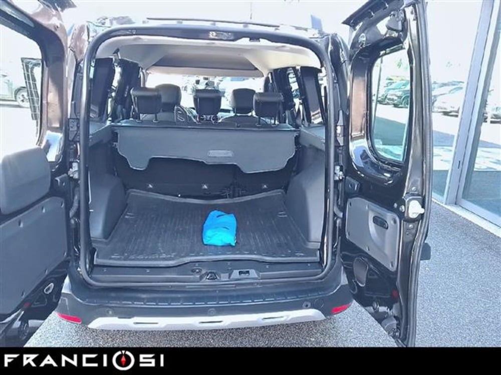 Dacia Dokker usata a Modena (12)