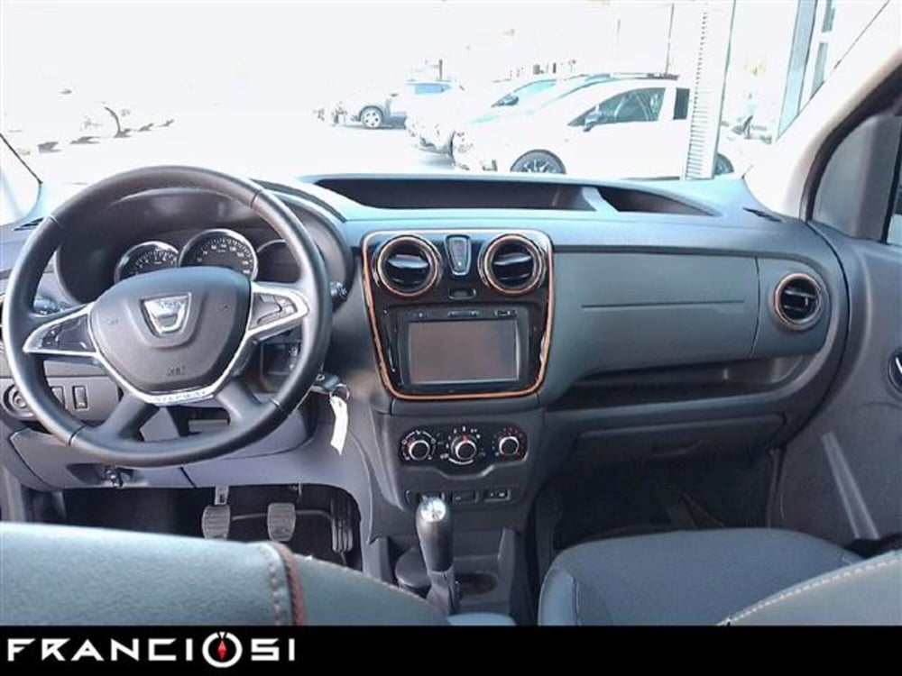 Dacia Dokker usata a Modena (9)