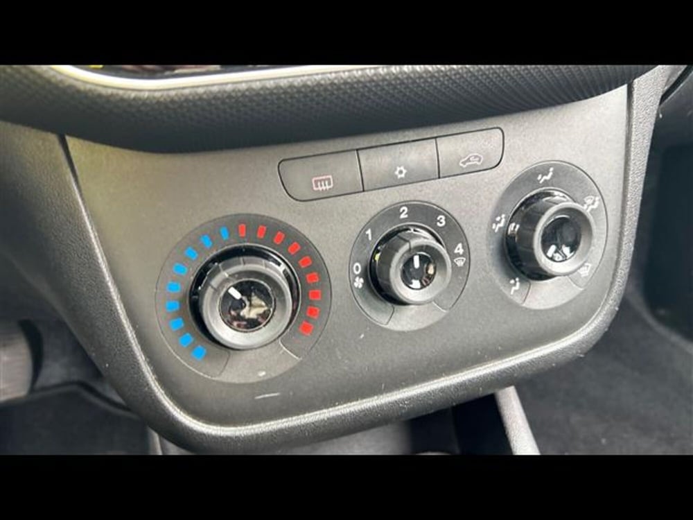 Fiat Punto usata a Parma (13)