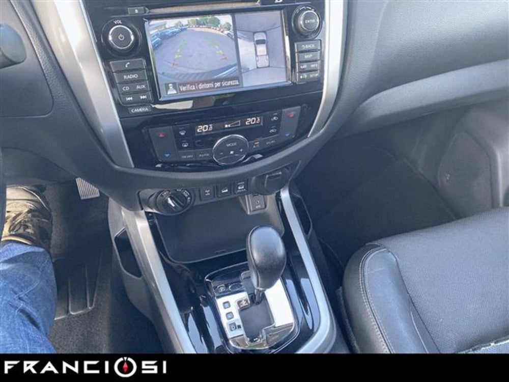 Nissan Navara usata a Modena (11)