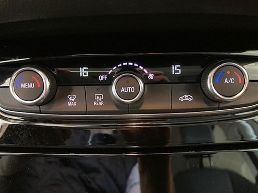 Opel Grandland X usata a Cremona (10)