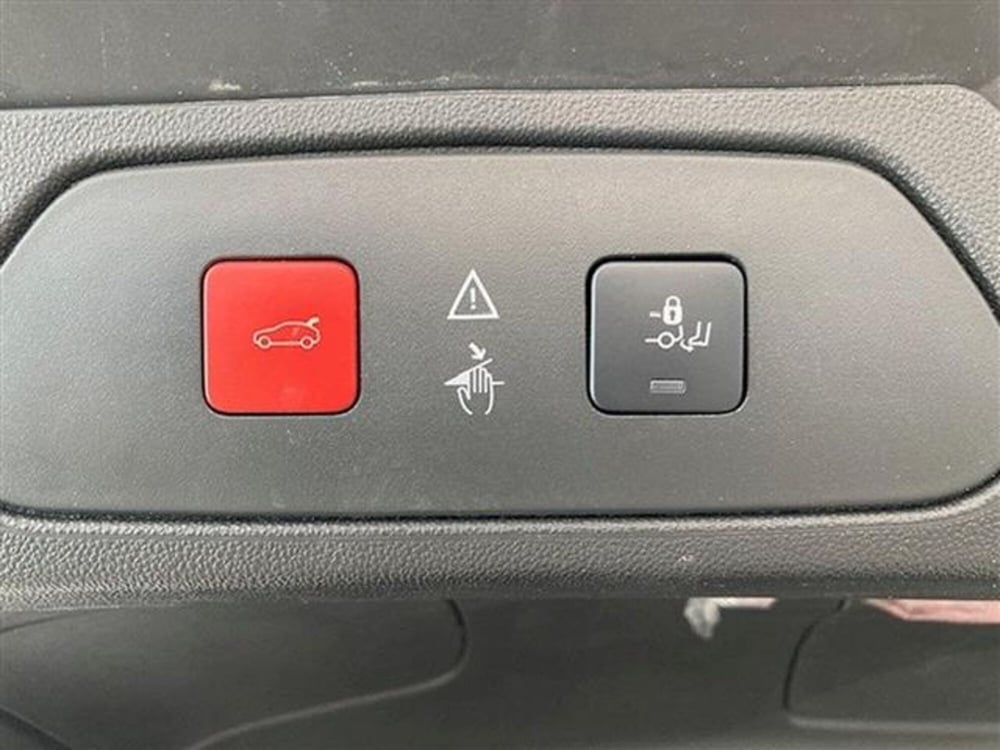 Opel Grandland X usata a Cremona (13)