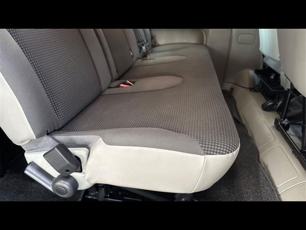 Opel Vivaro Furgone usata a Treviso (11)