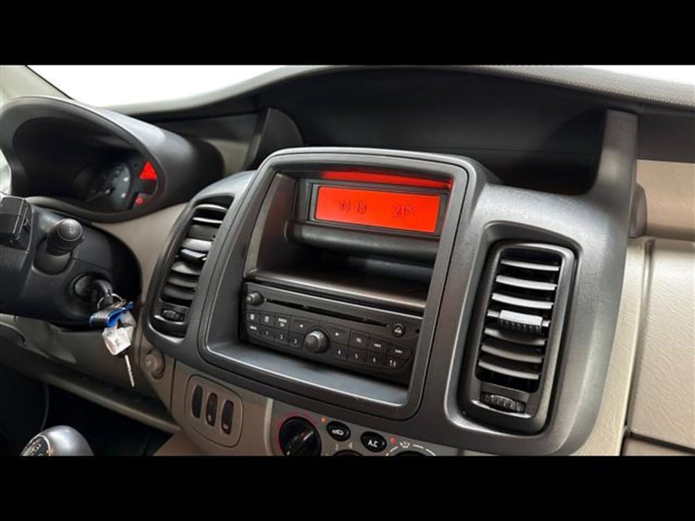 Opel Vivaro Furgone usata a Treviso (6)