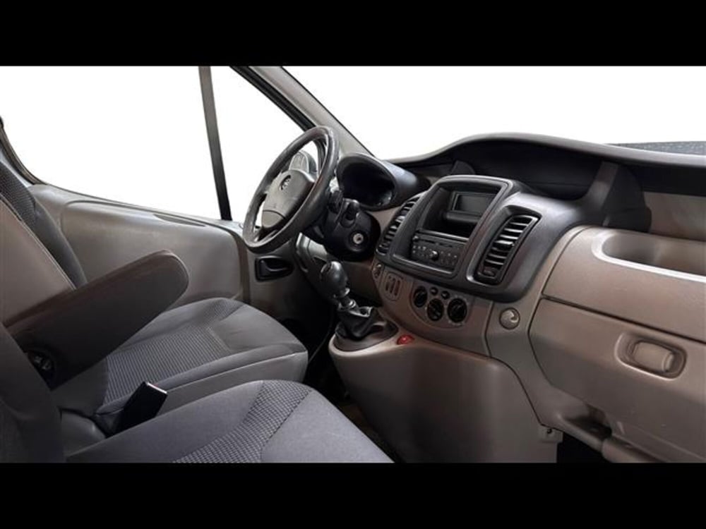 Opel Vivaro Furgone usata a Treviso (8)