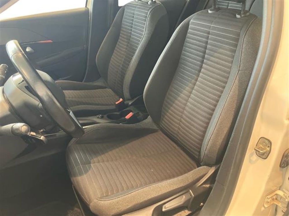 Peugeot 208 usata a Como (10)