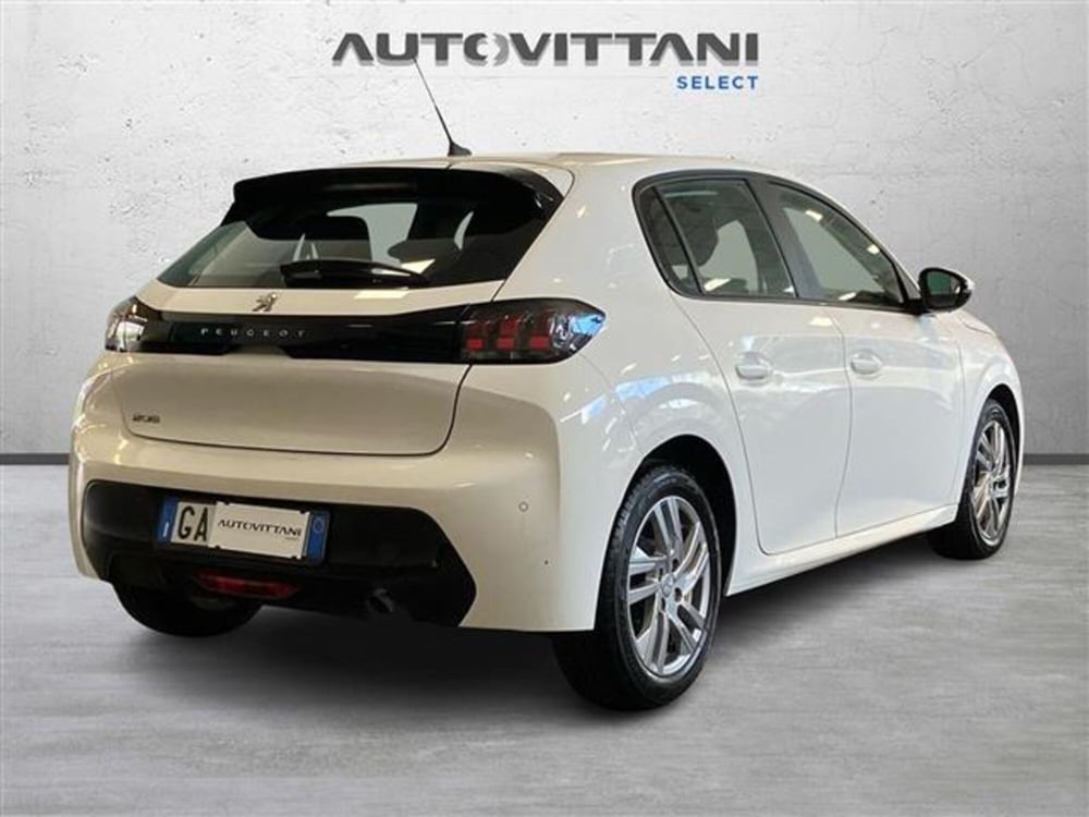 Peugeot 208 usata a Como (3)