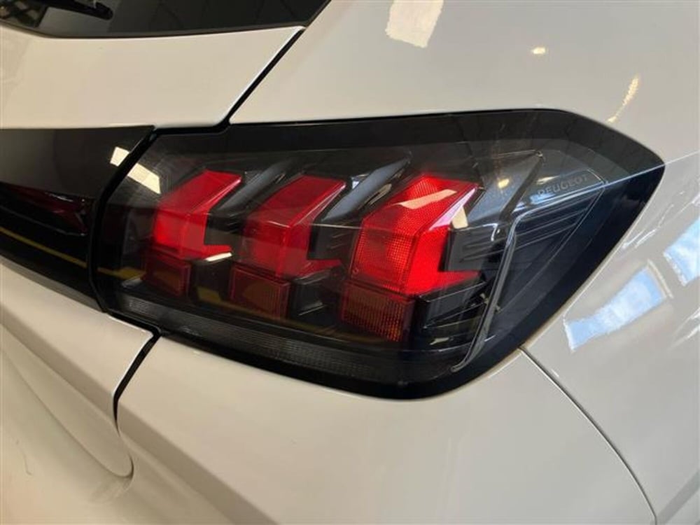 Peugeot 208 usata a Como (8)