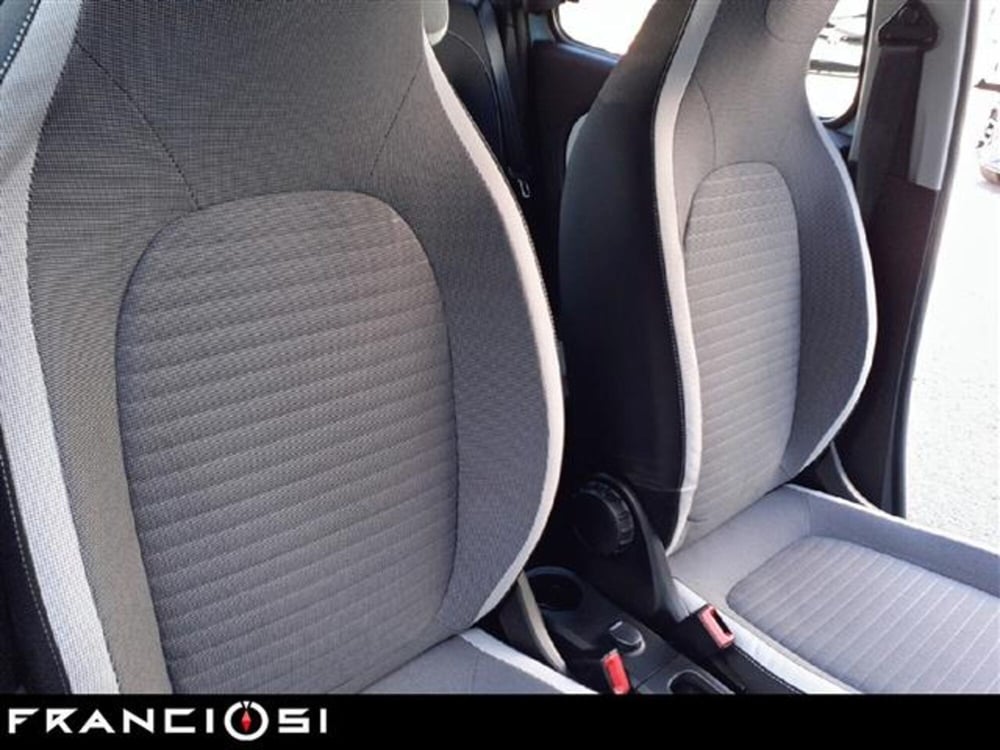 Renault Twingo nuova a Modena (10)