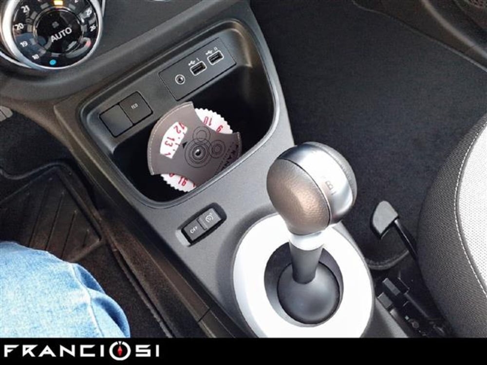 Renault Twingo nuova a Modena (12)