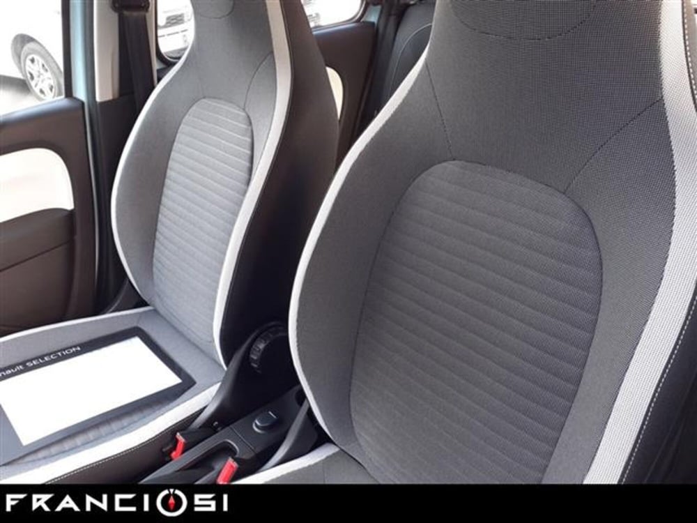 Renault Twingo nuova a Modena (7)