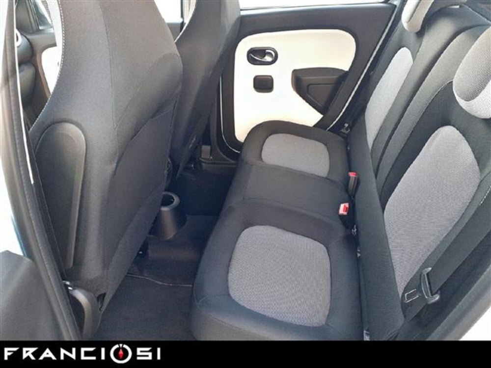 Renault Twingo nuova a Modena (9)