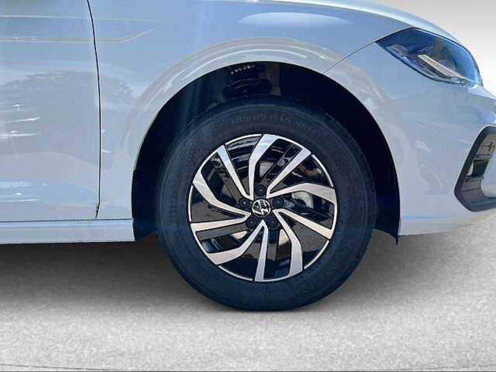 Volkswagen Polo nuova a Grosseto (15)