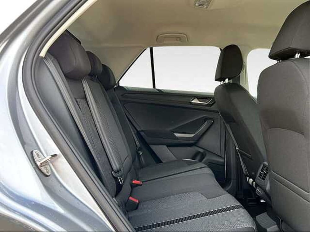 Volkswagen T-Roc nuova a Grosseto (13)