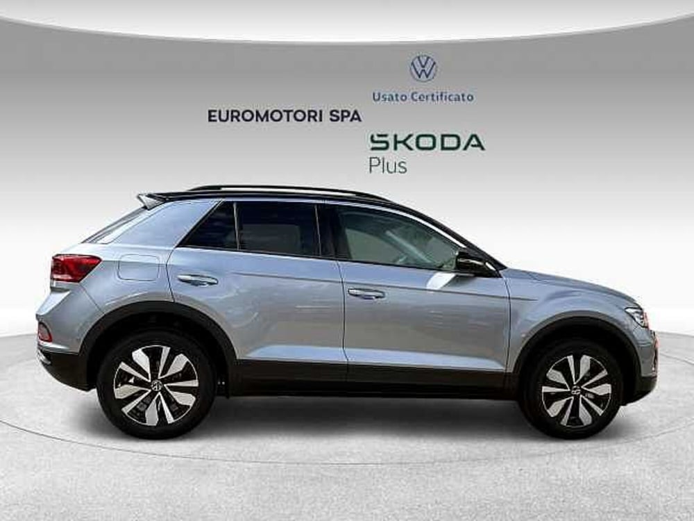Volkswagen T-Roc nuova a Grosseto (5)