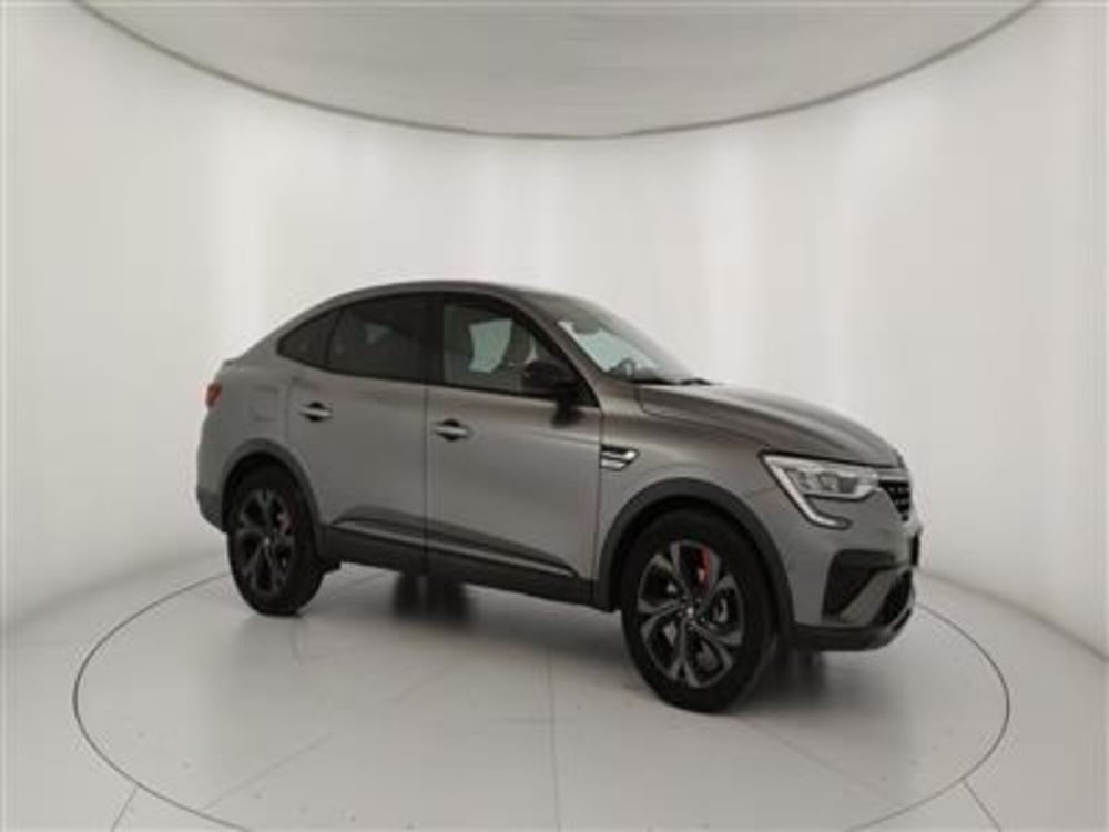 Renault Arkana usata a Bari (10)