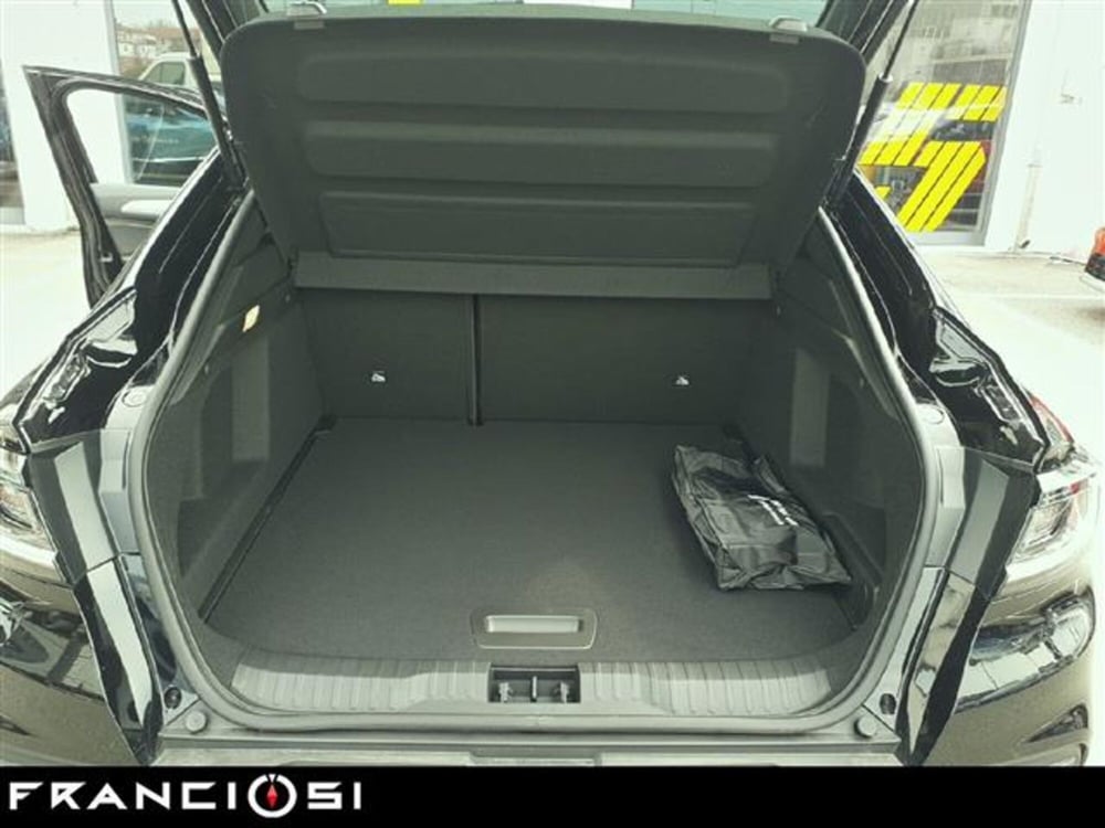 Renault Arkana nuova a Modena (12)