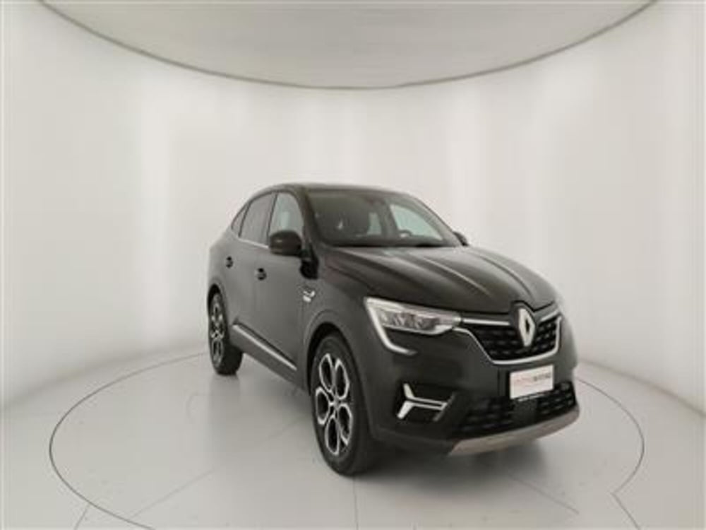 Renault Arkana usata a Bari (11)