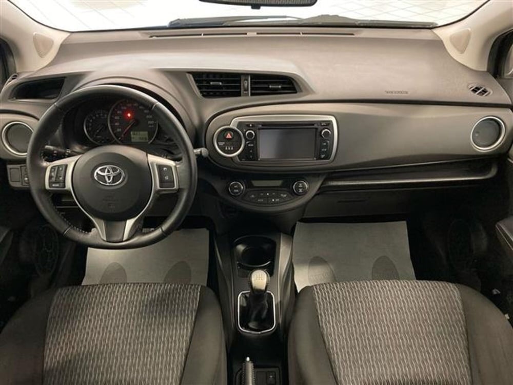 Toyota Yaris usata a Brescia (12)