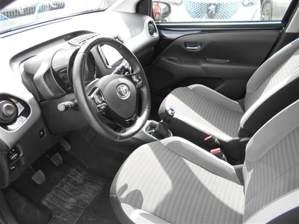 Toyota Aygo X usata a Firenze (5)