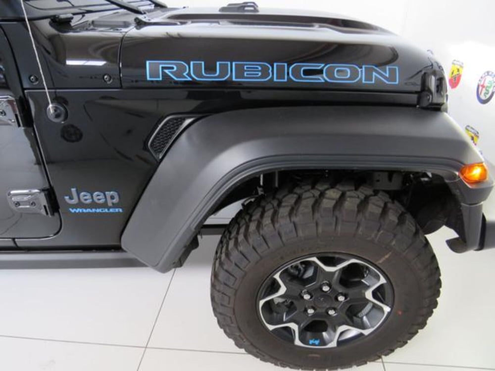 Jeep Wrangler Unlimited nuova a Lodi (8)
