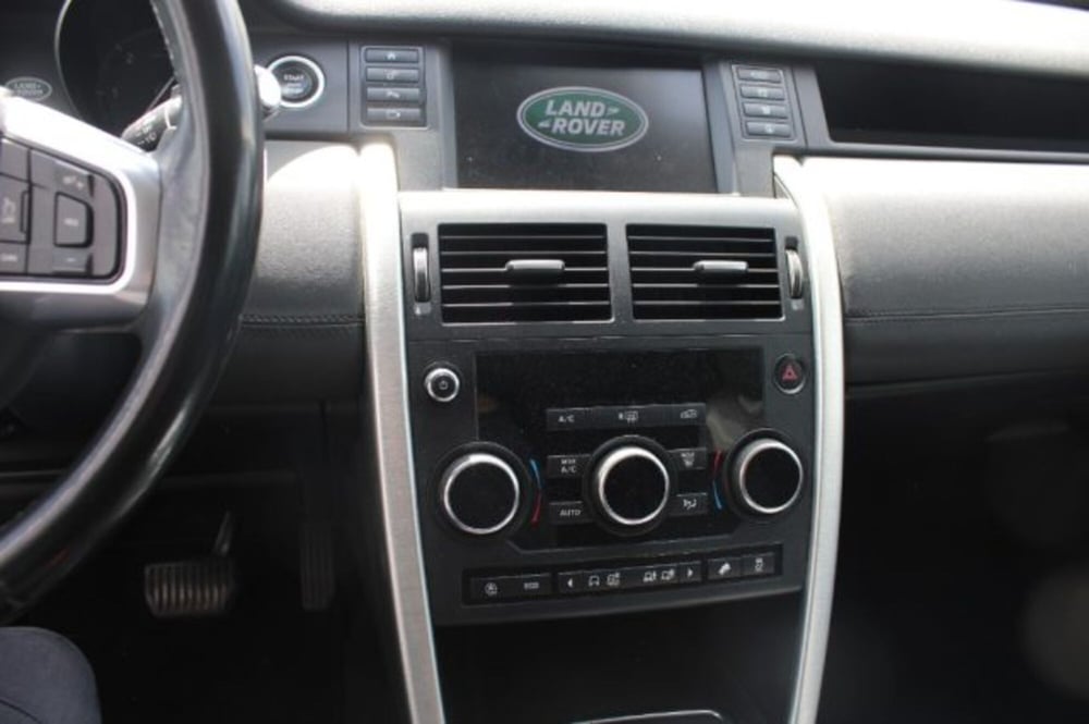 Land Rover Discovery usata a Lecce (9)