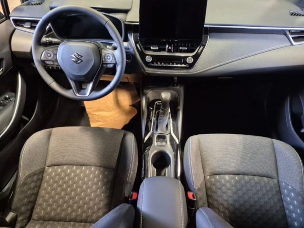 Suzuki Swace nuova a Bologna (5)
