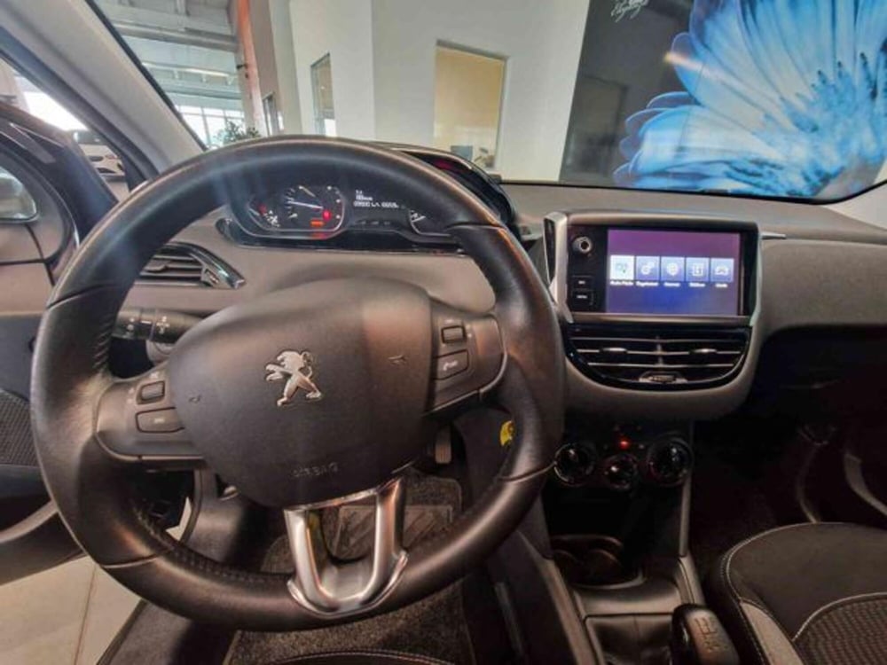Peugeot 208 usata a Bologna (9)