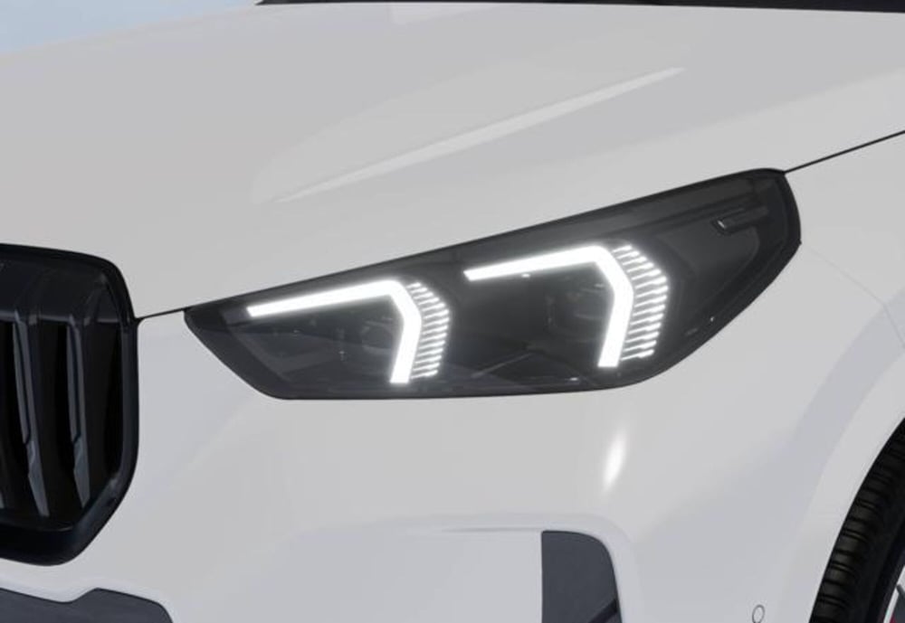 BMW X1 nuova a Modena (7)