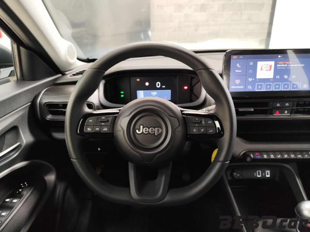 Jeep Avenger nuova a Torino (13)