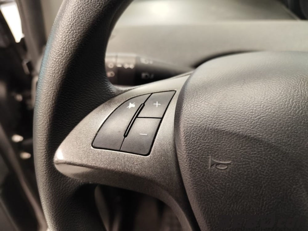 Lancia Ypsilon usata a Torino (13)