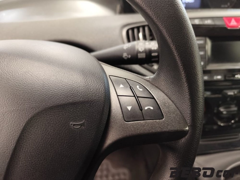 Lancia Ypsilon usata a Torino (14)