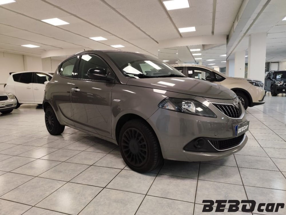Lancia Ypsilon usata a Torino (3)