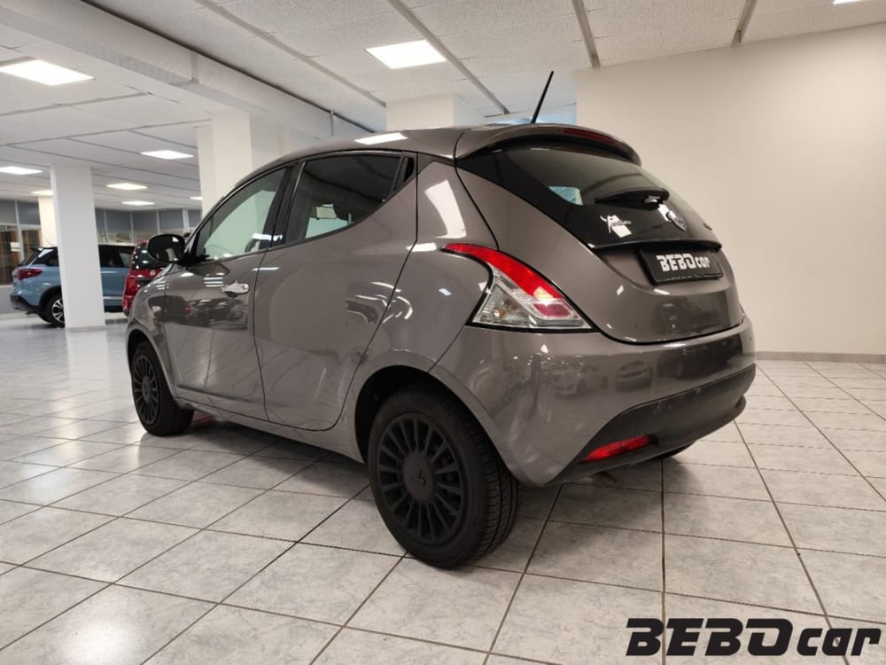 Lancia Ypsilon usata a Torino (6)