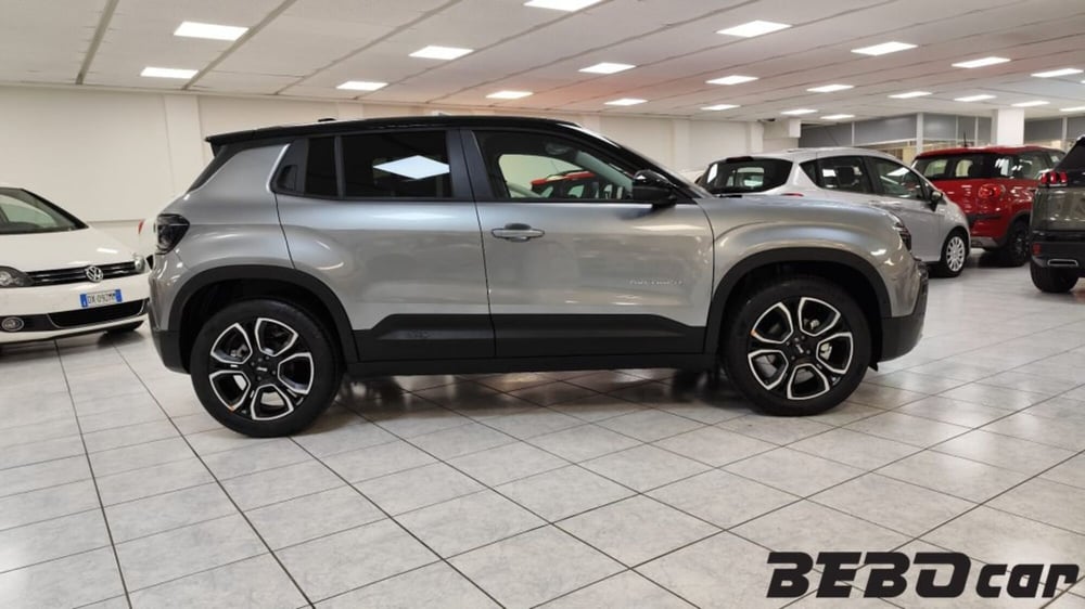 Jeep Avenger nuova a Torino (4)