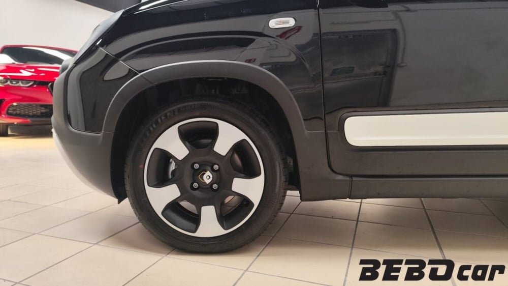 Fiat Panda Cross nuova a Torino (9)