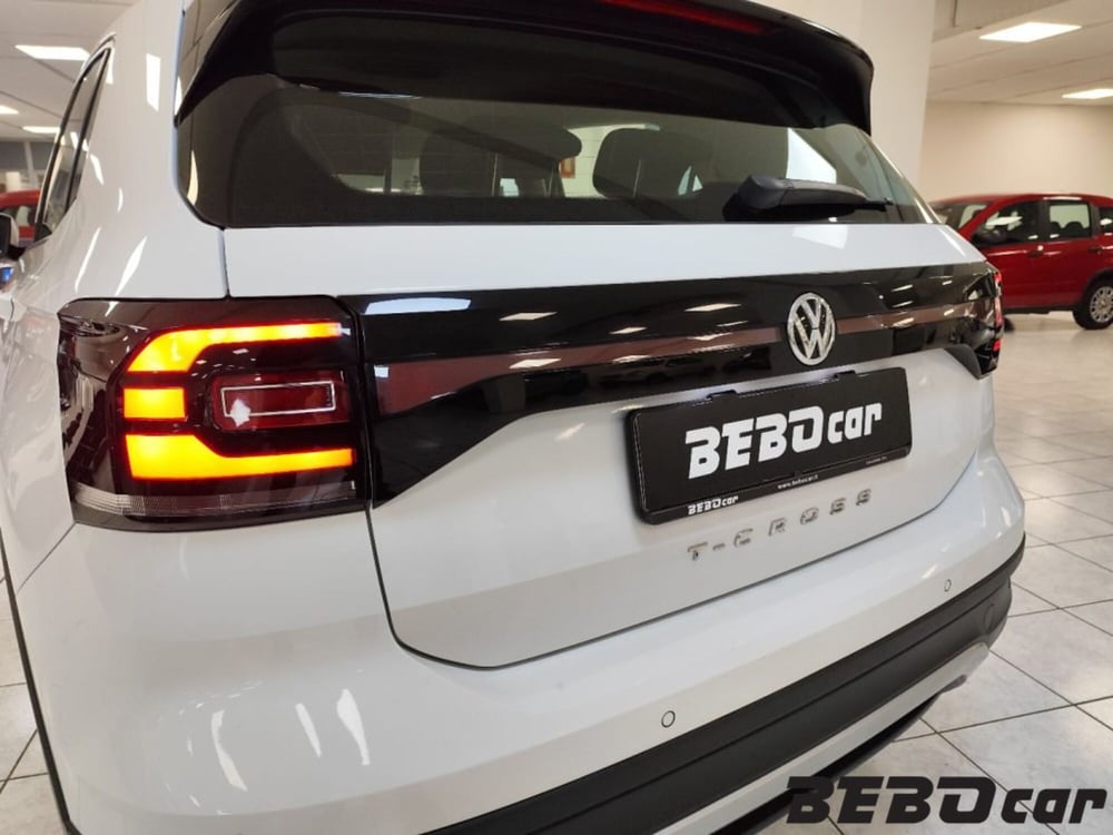 Volkswagen T-Cross usata a Torino (10)