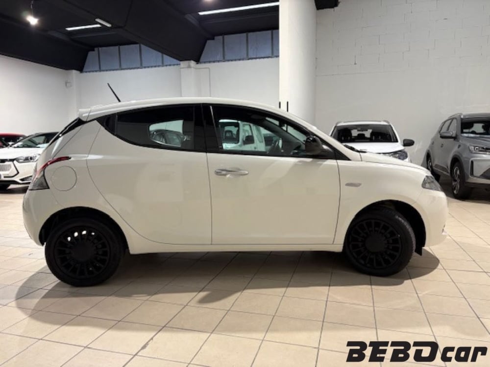 Lancia Ypsilon usata a Torino (6)