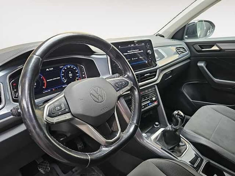 Volkswagen T-Roc usata a Lecco (15)